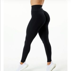 Alphalete Amplify leggings